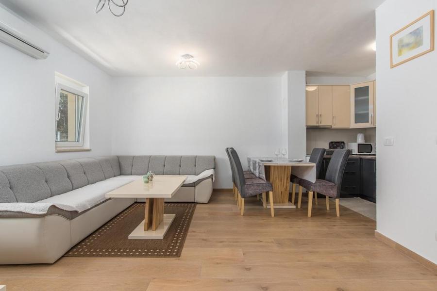 Irma Apartment Дайла Экстерьер фото